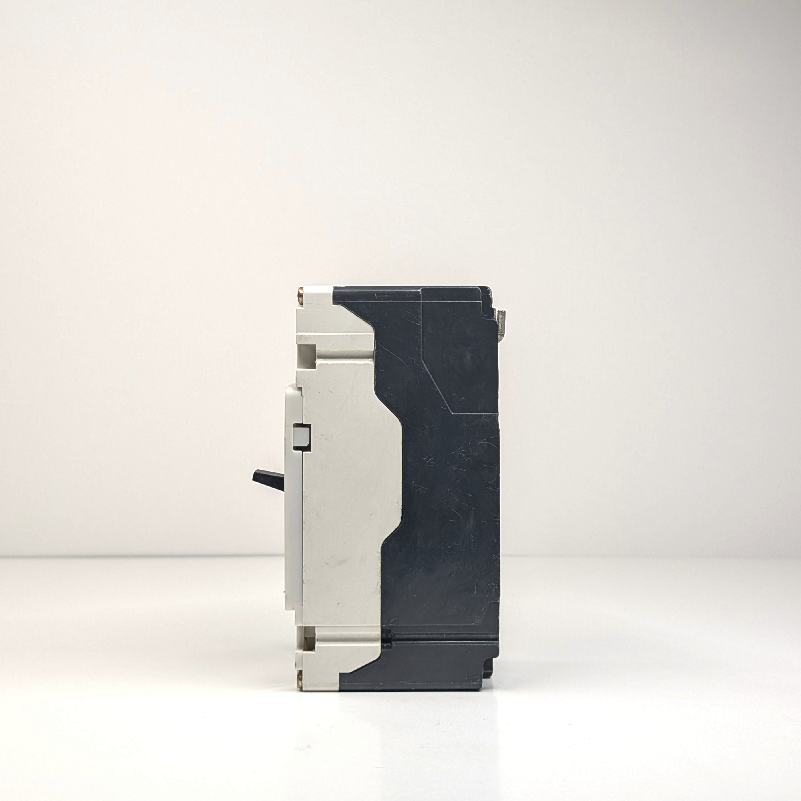 Siemens NEB2B020 2 Pole Circuit Breaker