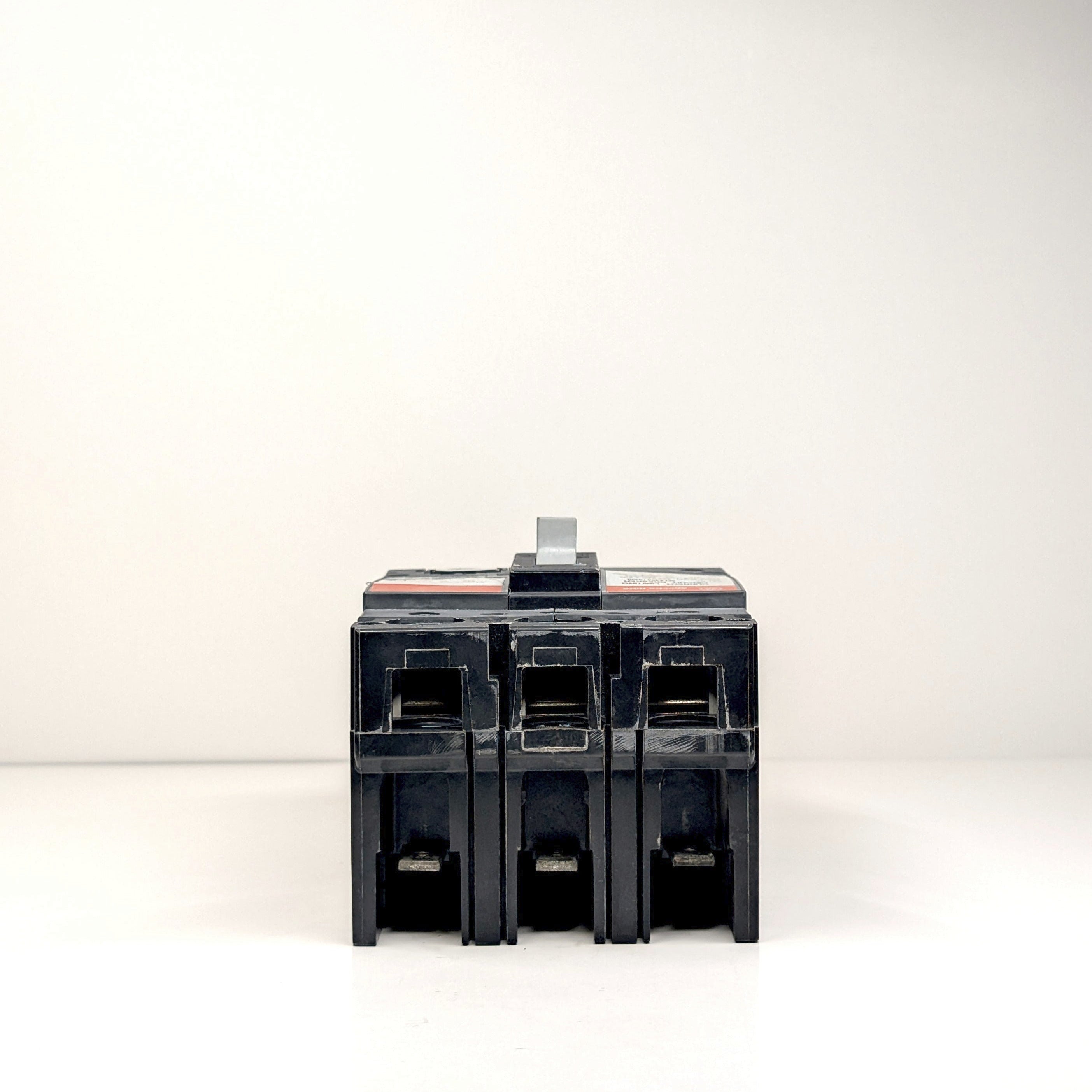 GE SELA36AT0030 3 Pole Circuit Breaker