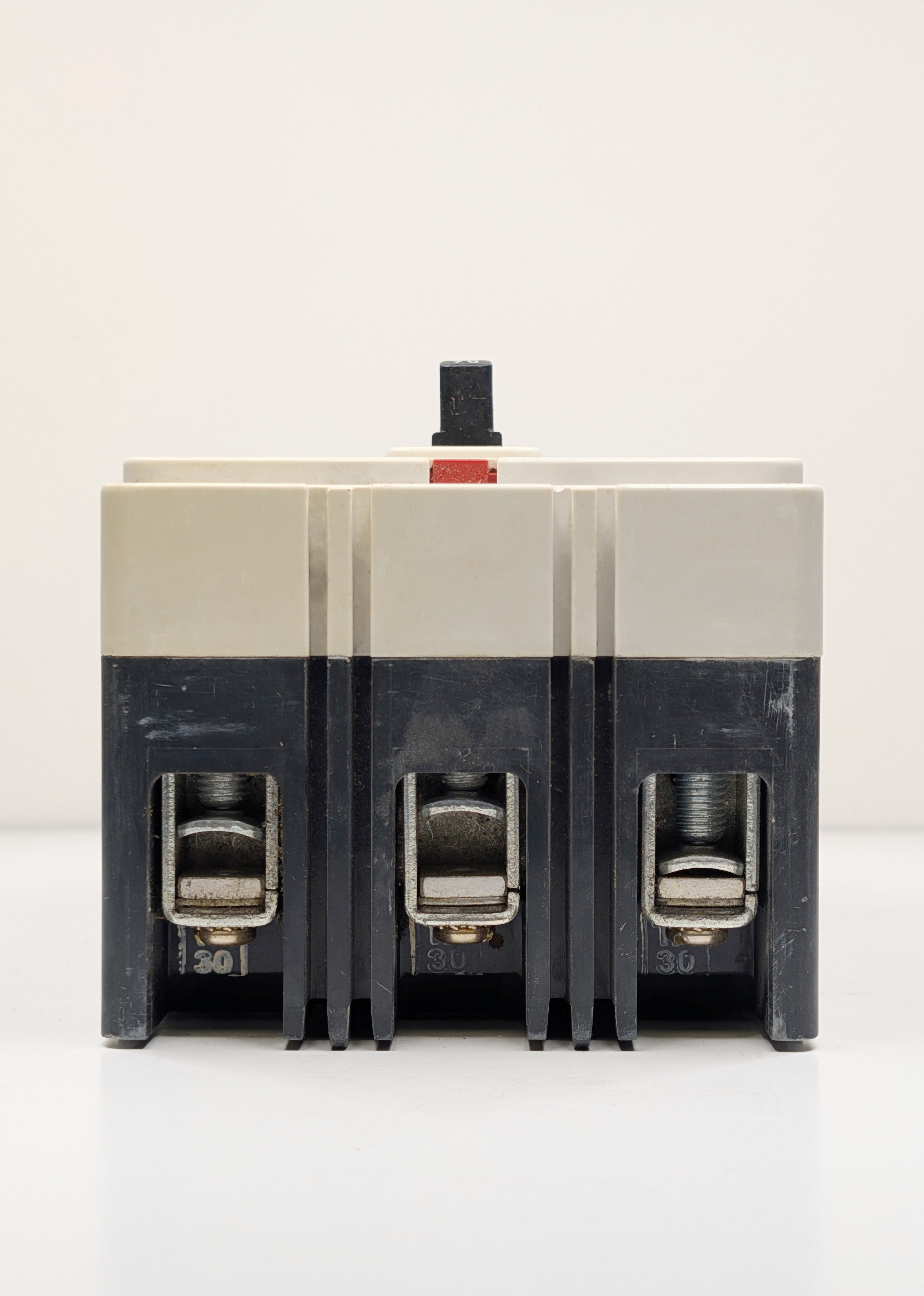 Eaton HFD3070 Molded Case Circuit Breaker