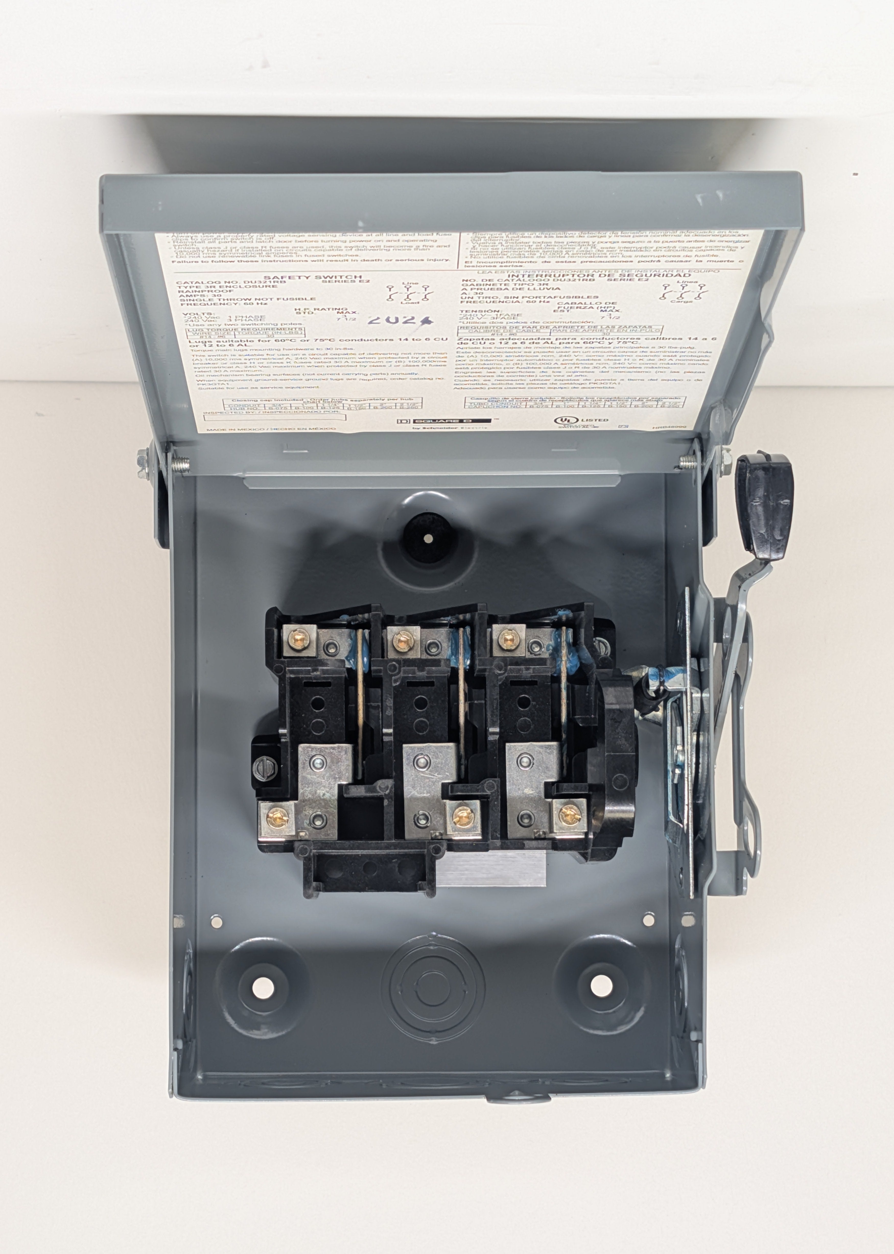Square D DU321RB Disconnect